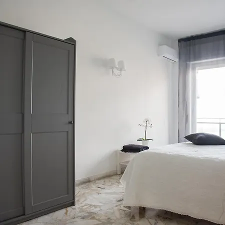 Acqua House